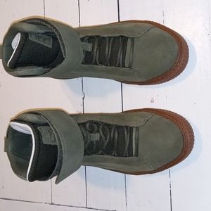 Sneaker